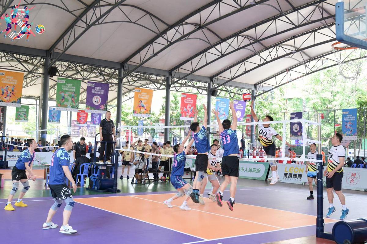 雄鹿官方：AJ·格林左肩挫伤，本场对阵76人不会回归